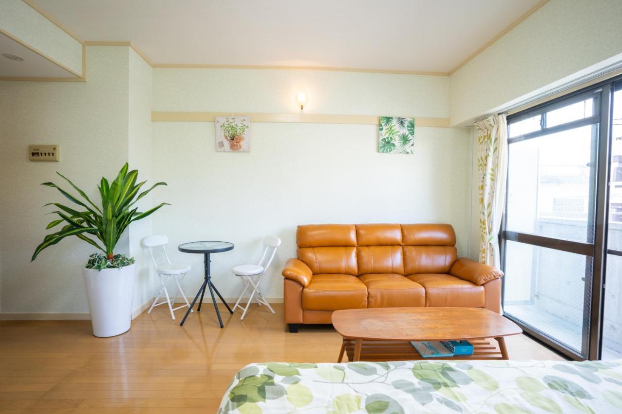 Apartamento スマイルハイツ Naha Exterior foto