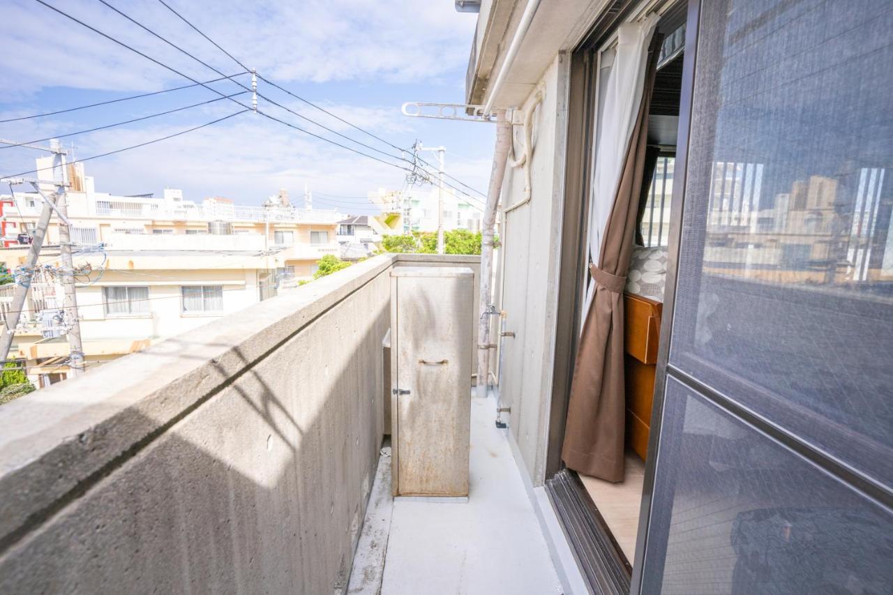 Apartamento スマイルハイツ Naha Exterior foto