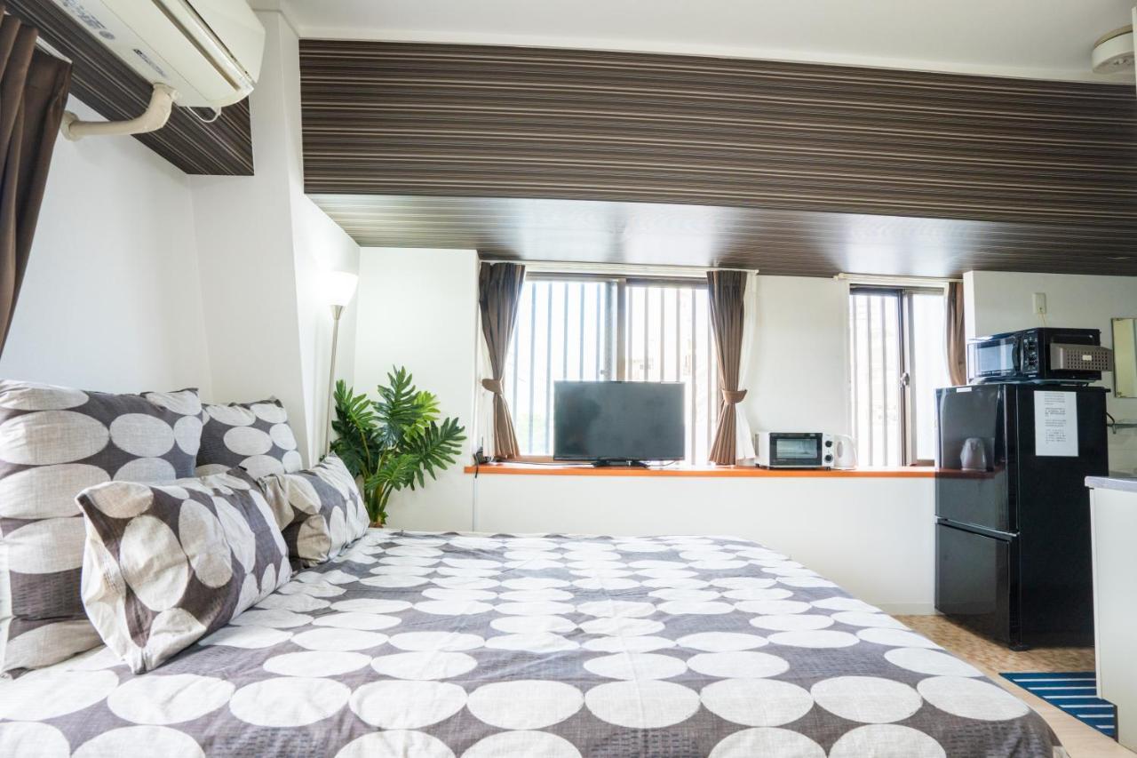 Apartamento スマイルハイツ Naha Exterior foto