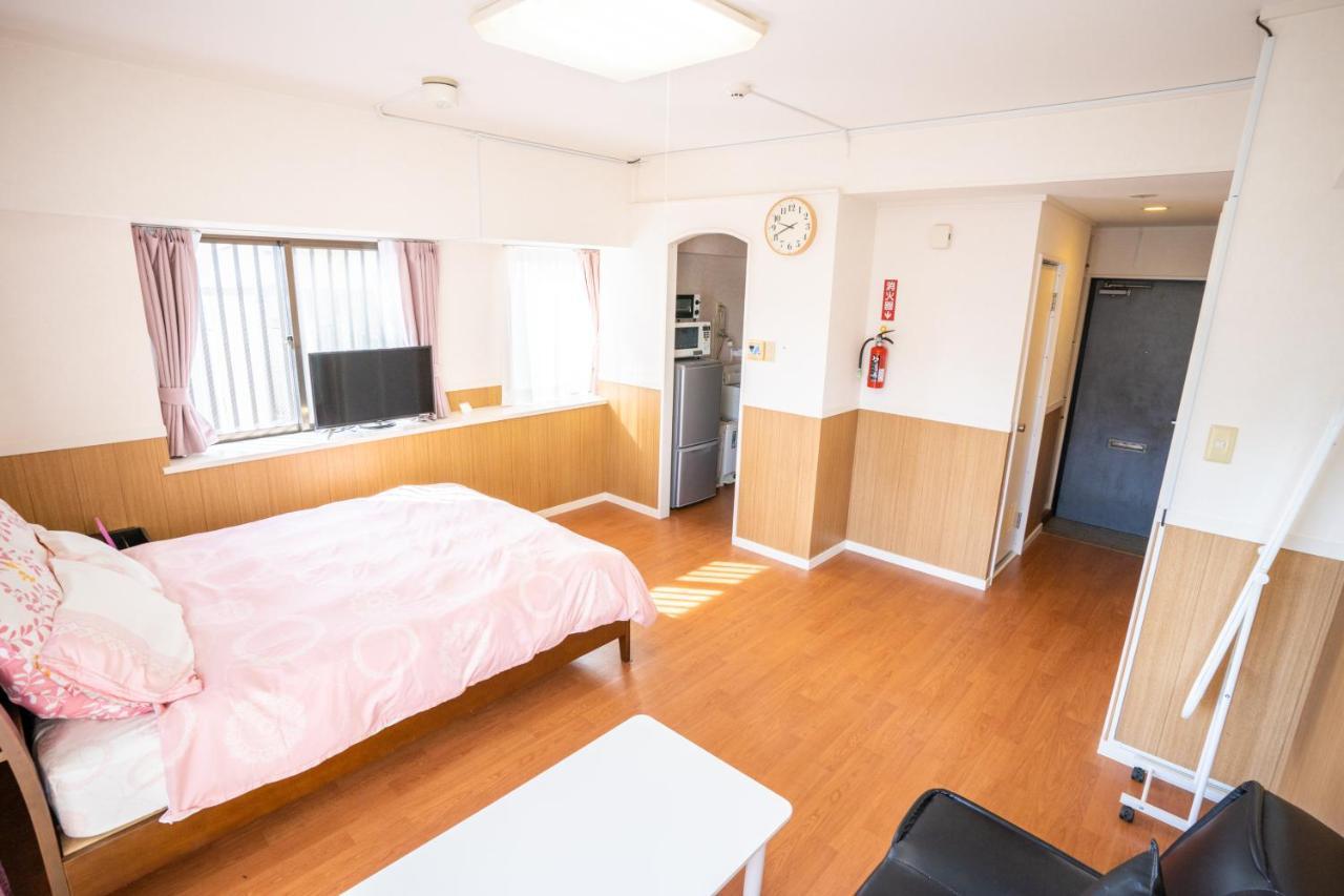 Apartamento スマイルハイツ Naha Exterior foto
